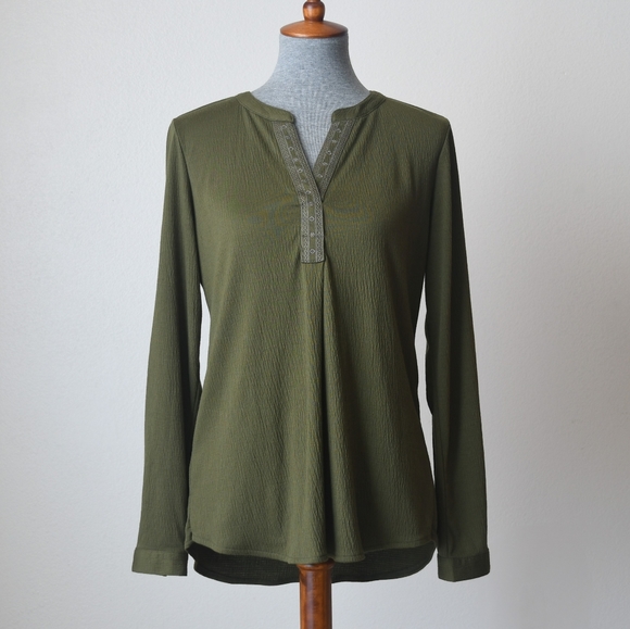 Westport Tops - Westport 1962 Green V-Neck Tunic